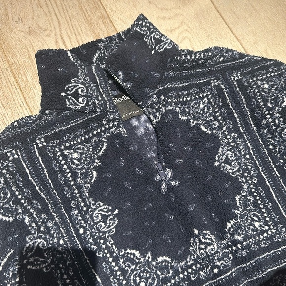 Fleece sweatshirt - Picture 2 of 5